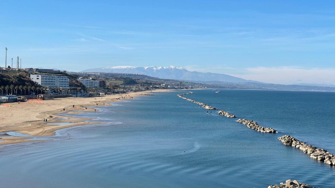 I Tre Marchi Rooms / Camera Mare Termoli Buitenkant foto
